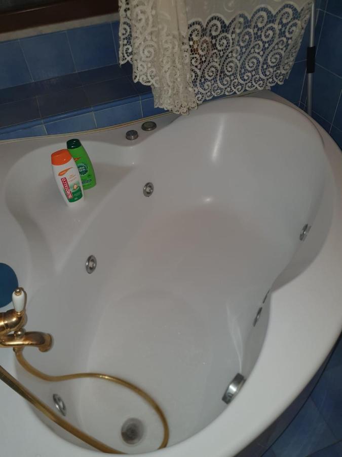 Al Centro Storico Home Наполи Екстериор снимка