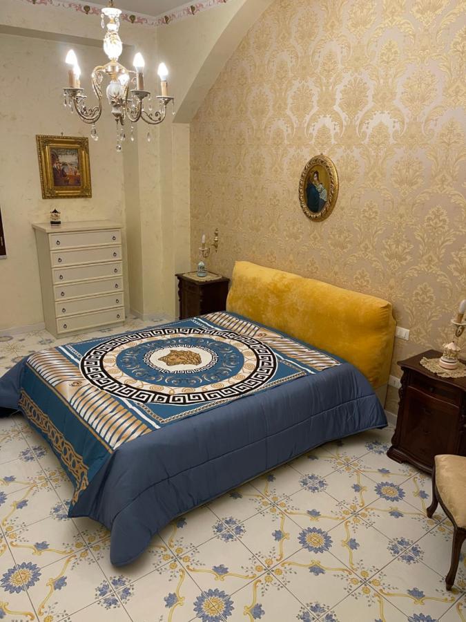 Al Centro Storico Home Наполи Екстериор снимка